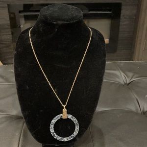 New Canvas Boutique Necklace White Black & Grey